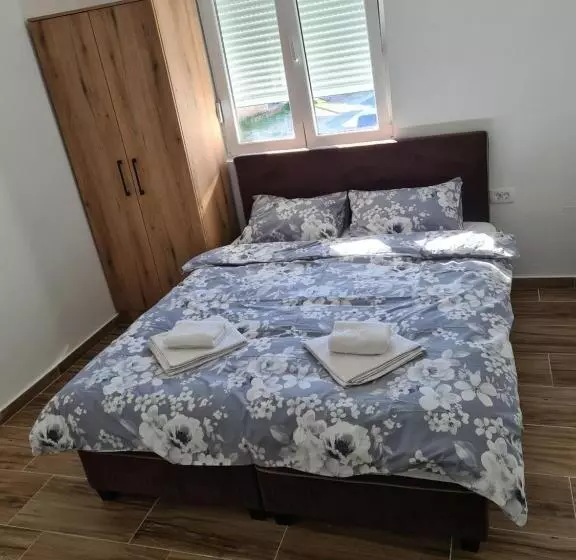 Premium Apartments
