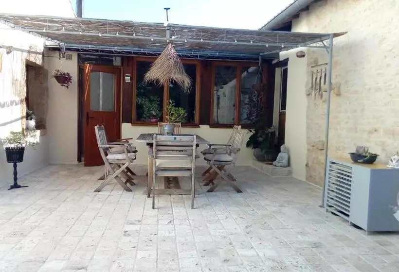 ベッドアンドブレックファースト Chambre D Hôtes Les Nénuphars