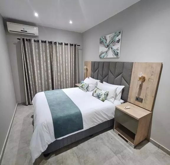 Hotelli Casa De Luxe