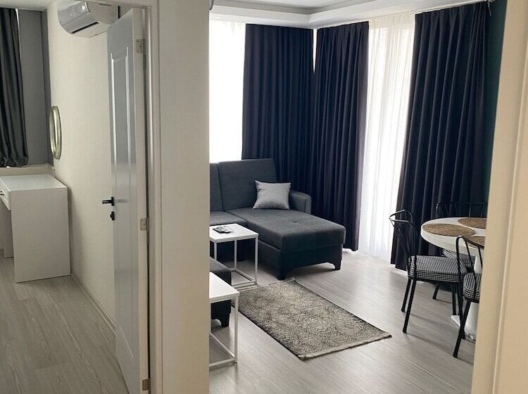 Hadrians Tower Apart Otel