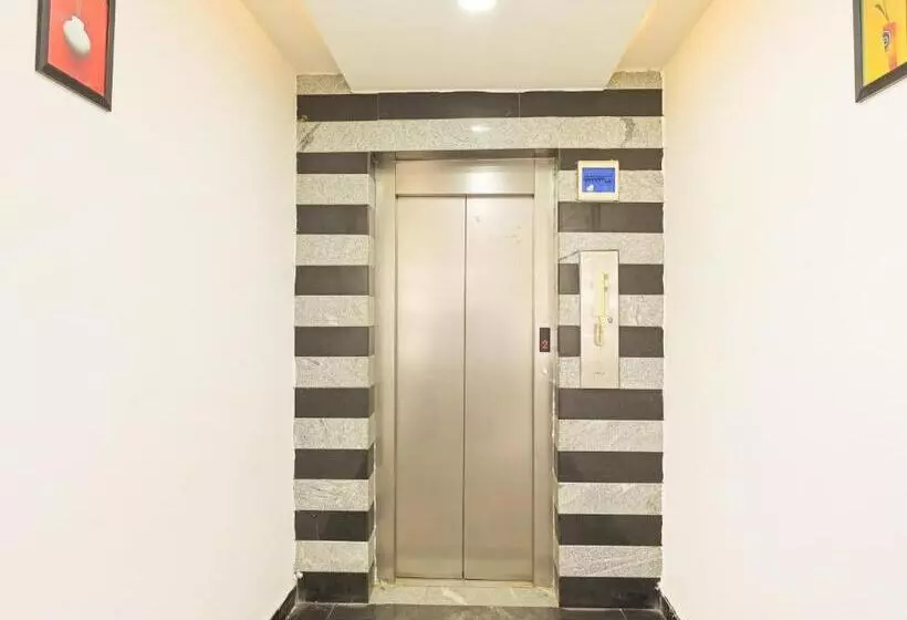 Hotelli Oyo Flagship International Lodge