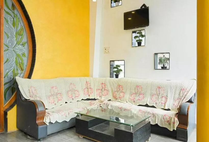 Hotelli Oyo Flagship International Lodge