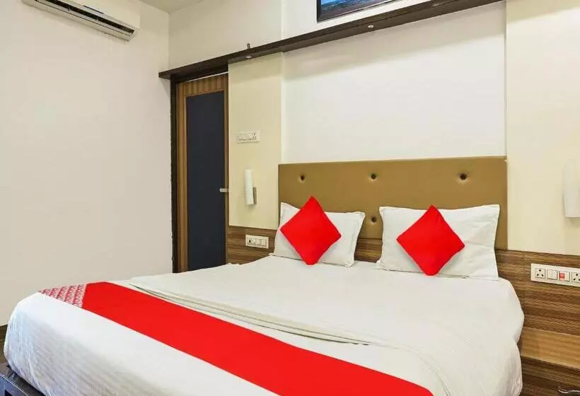 Hotelli Oyo Flagship International Lodge