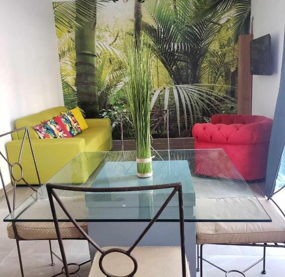 Les Gites Du Parc Animalier De Ginasservis