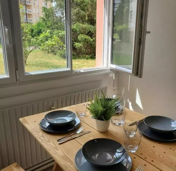 ペンション Sweet Appartement Entier Metz Sablon Gare 75 M2