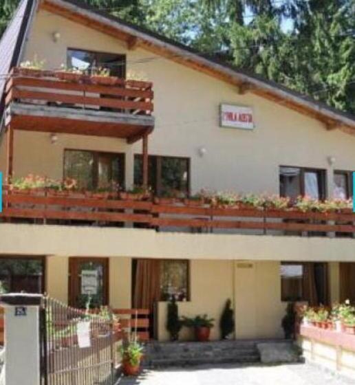 פנסיון Vila Aosta 21