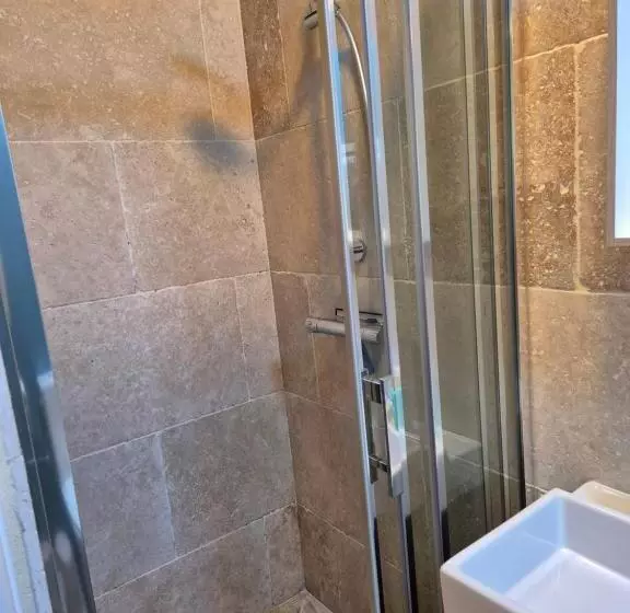 Aamiaismajoitus (B&B) La Nouvelle Vie En Quercy
