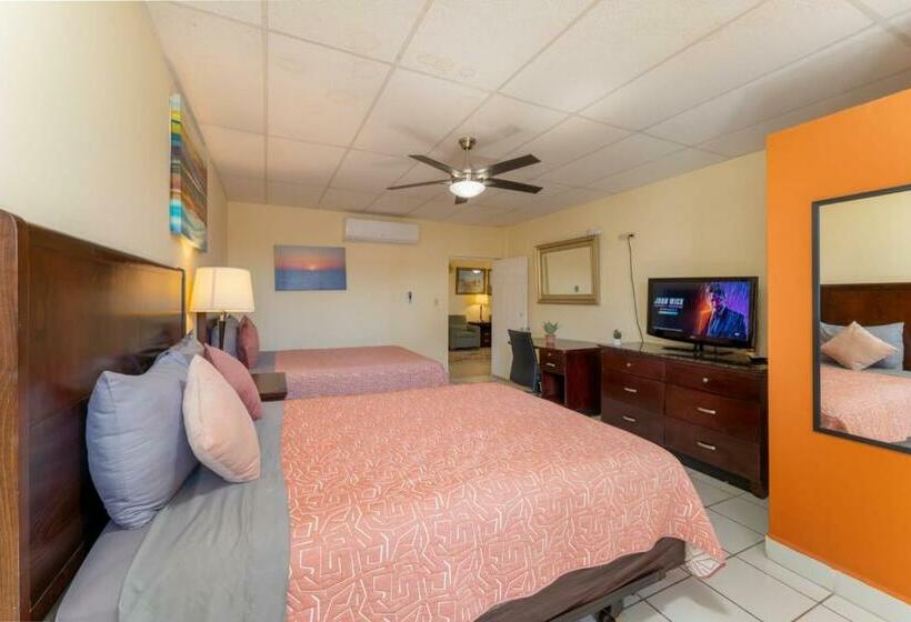 Hotel El Faro Loreto