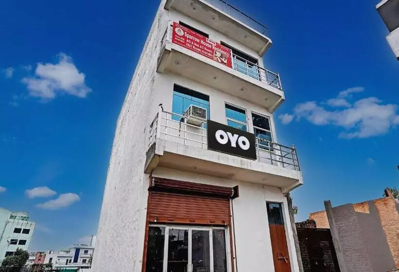Hotelli Oyo Flagship Sparrow House Residency