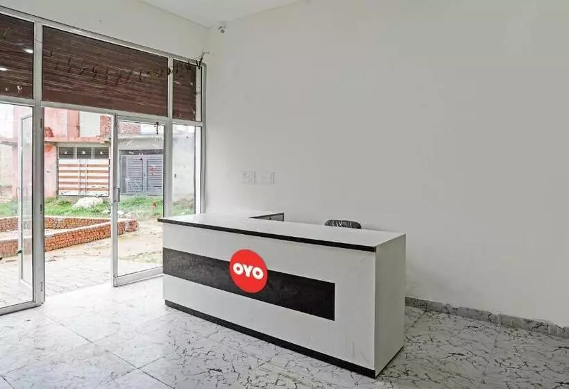 Hotelli Oyo Flagship Sparrow House Residency