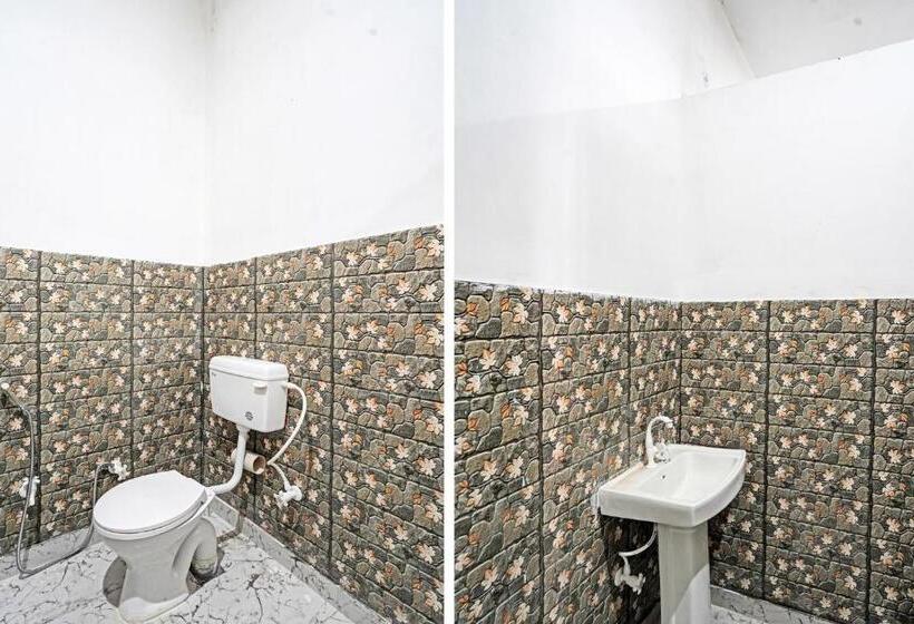 בית מלון כפרי Oyo Flagship Sparrow House Residency