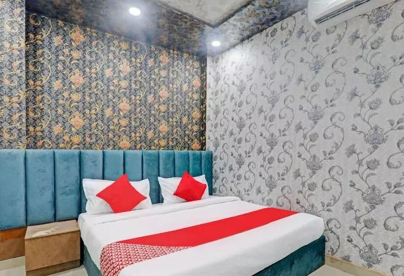 Oyo Flagship Hotel Mayur Residency