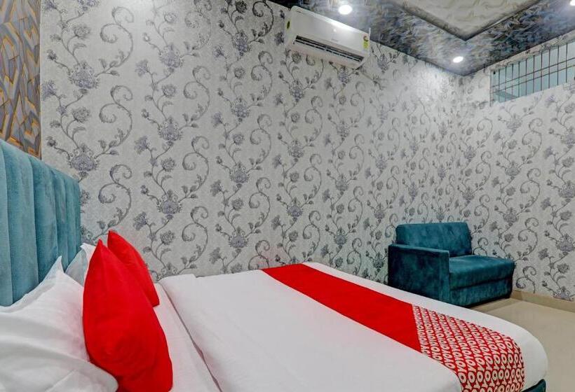 Oyo Flagship Hotel Mayur Residency