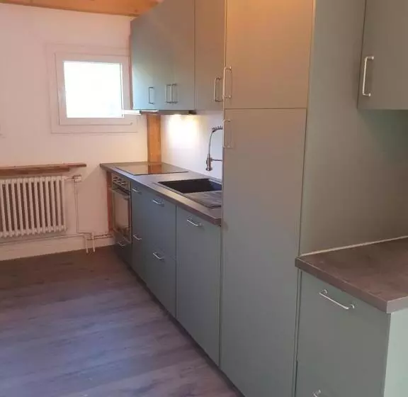 Majatalo Chalet Jaune Pinea