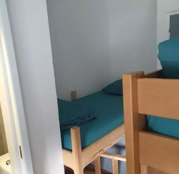 Majatalo Chalet Jaune Pinea