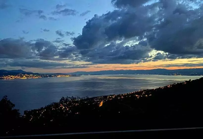 ペンション La Favela