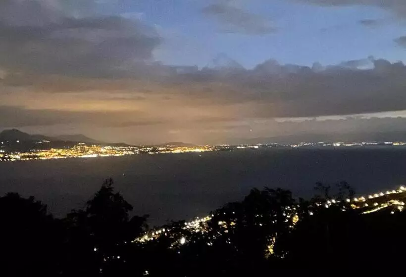 ペンション La Favela