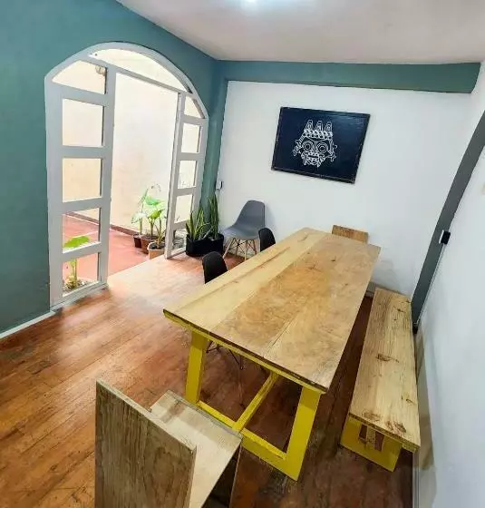 La Embajada Hostel San Cristobal