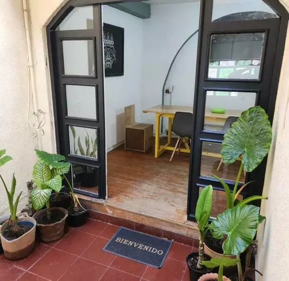 La Embajada Hostel San Cristobal