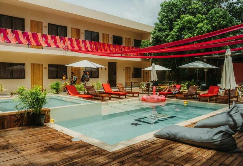 Che Valladolid Hostel & Bar Adults Only