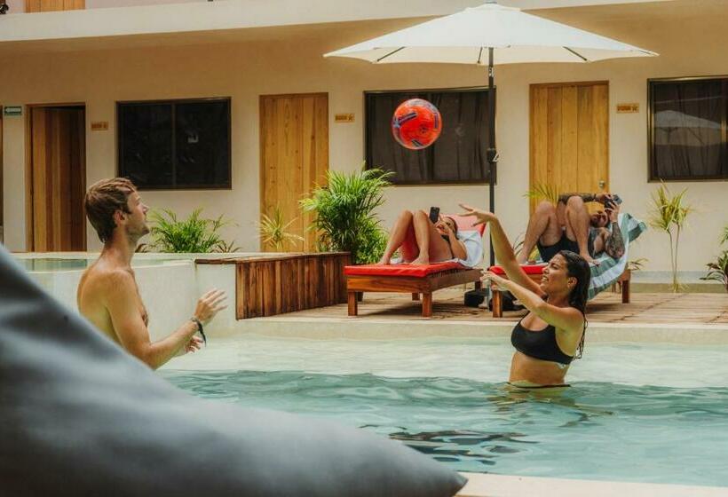 Che Valladolid Hostel & Bar Adults Only