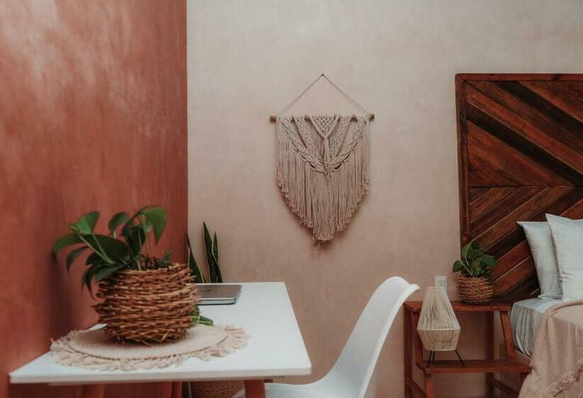 Che Valladolid Hostel & Bar Adults Only