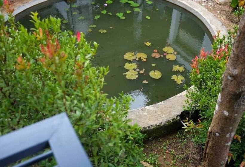 Hotelli B Camp Resorts & Homestays