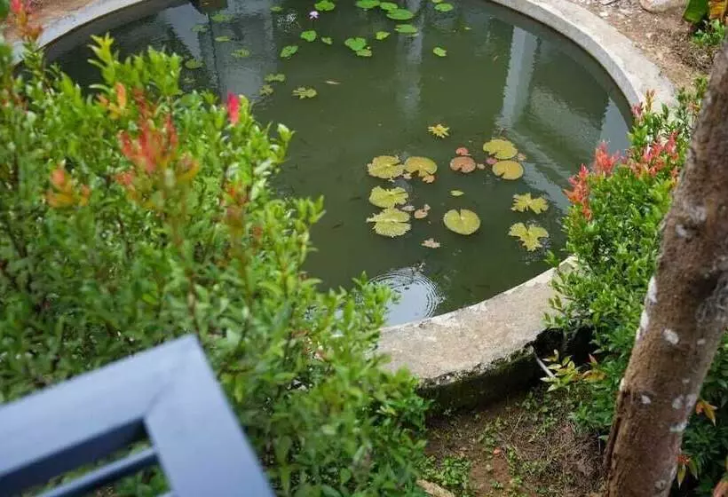 Hotelli B Camp Resorts & Homestays