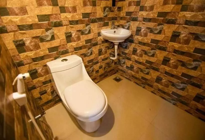 Hotelli B Camp Resorts & Homestays