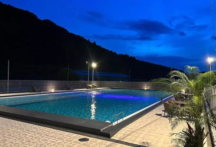 هتل Glamping&port結