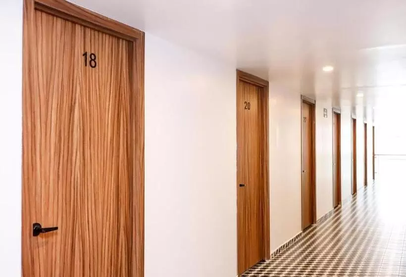 Alambique Hotel Express