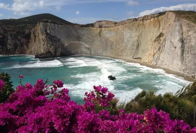 B&b La Corte Di Ponza