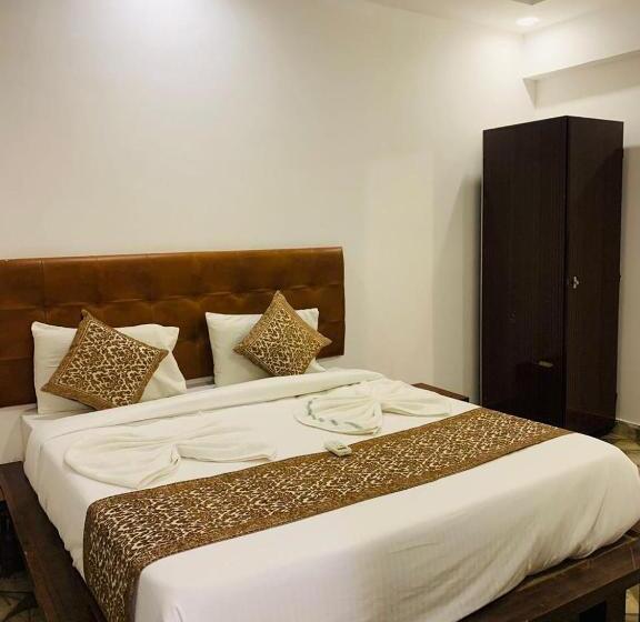 Hotel Goa Divine Candolim