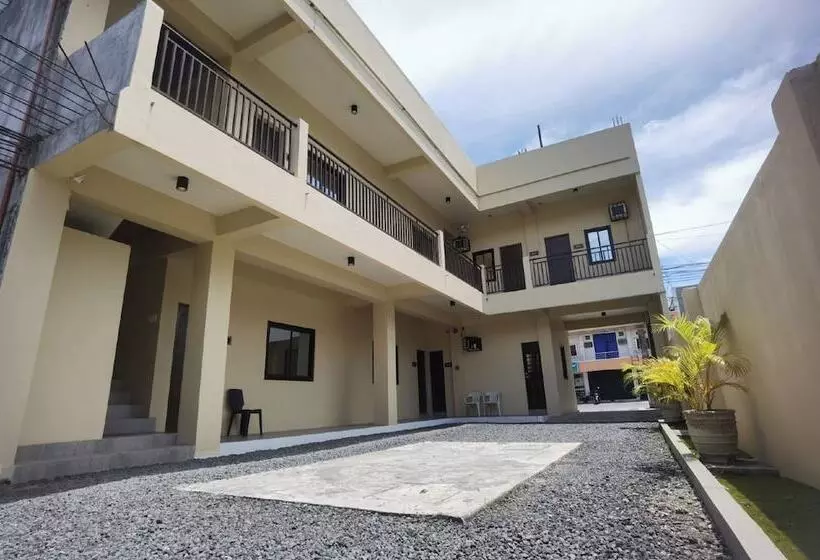 ホテル Y S Rezidenzia Suites