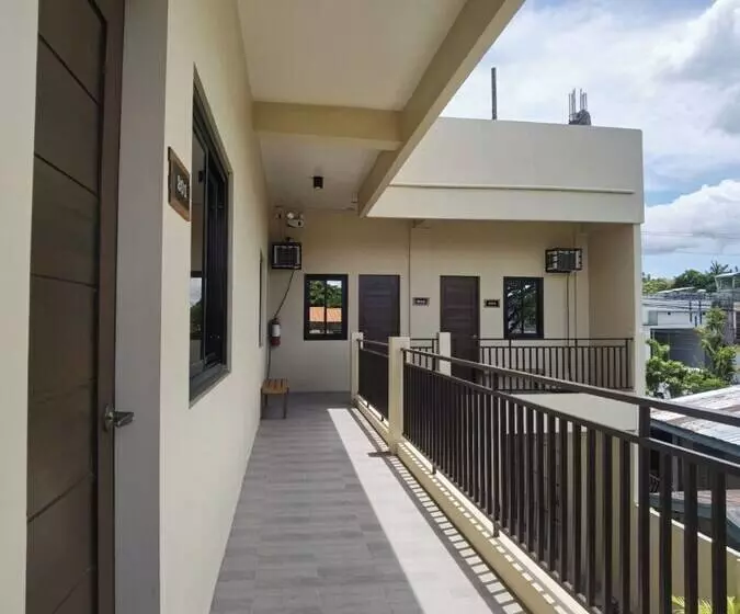 ホテル Y S Rezidenzia Suites