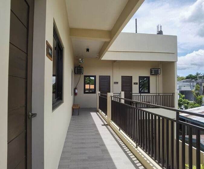 Hotelli Y S Rezidenzia Suites