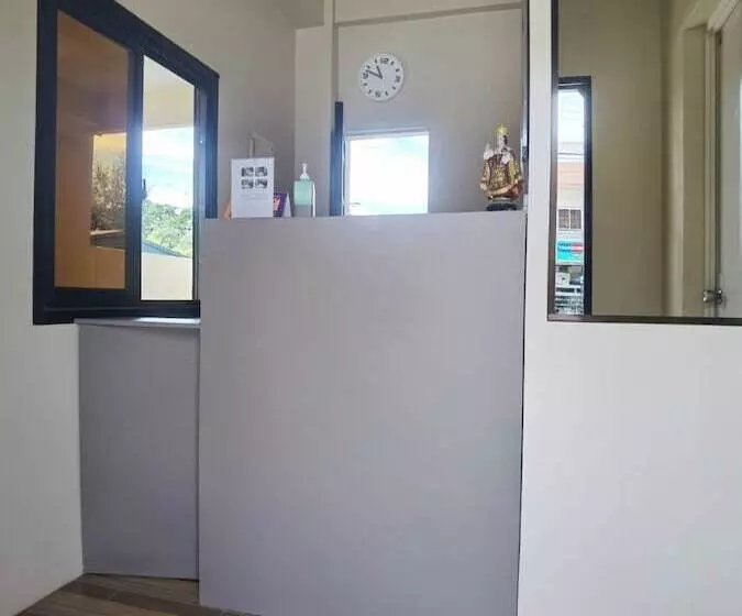 ホテル Y S Rezidenzia Suites