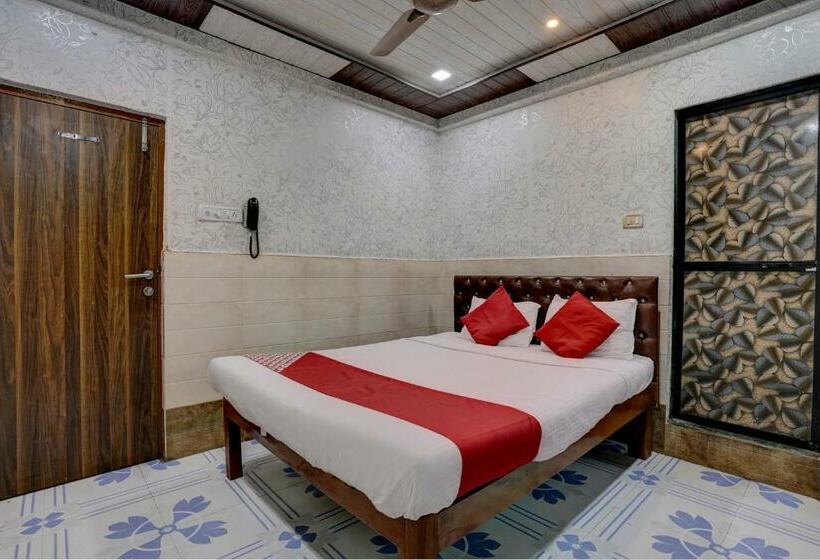 فندق Sapna Residency