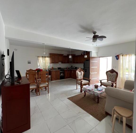 پانسیون Encantadora Villa Blue Completa