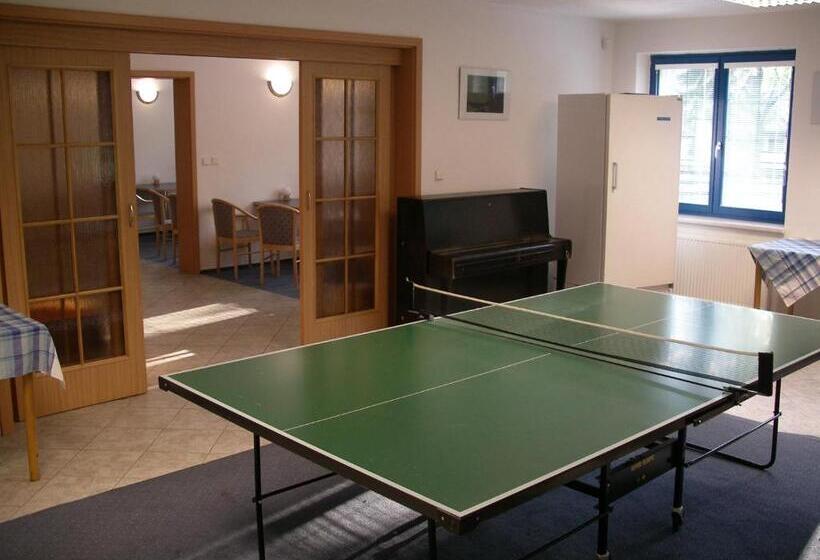 膳宿费 Penzion Pod Smrkem