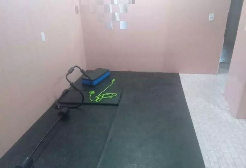 ユースホステル Quarto F2