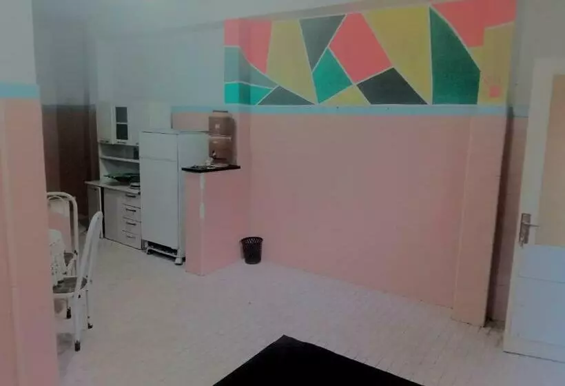 ユースホステル Quarto F2