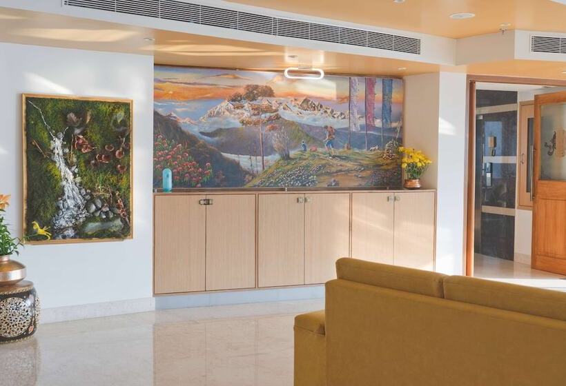 فندق Days Inn By Wyndham Gangtok Tadong