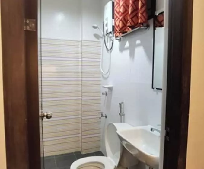 Hotelli Delta Star Manor