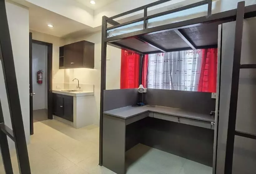 Hotelli Delta Star Manor