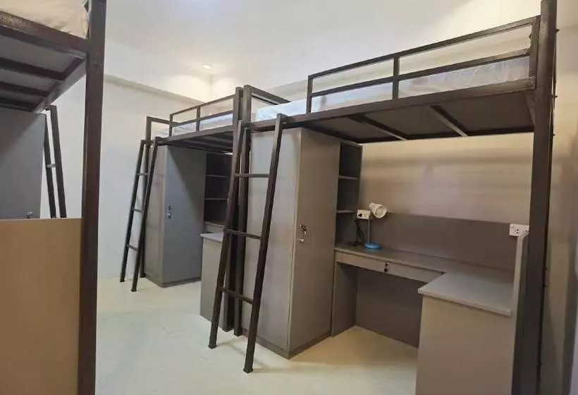 Hotelli Delta Star Manor