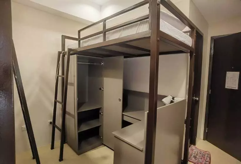 Hotelli Delta Star Manor