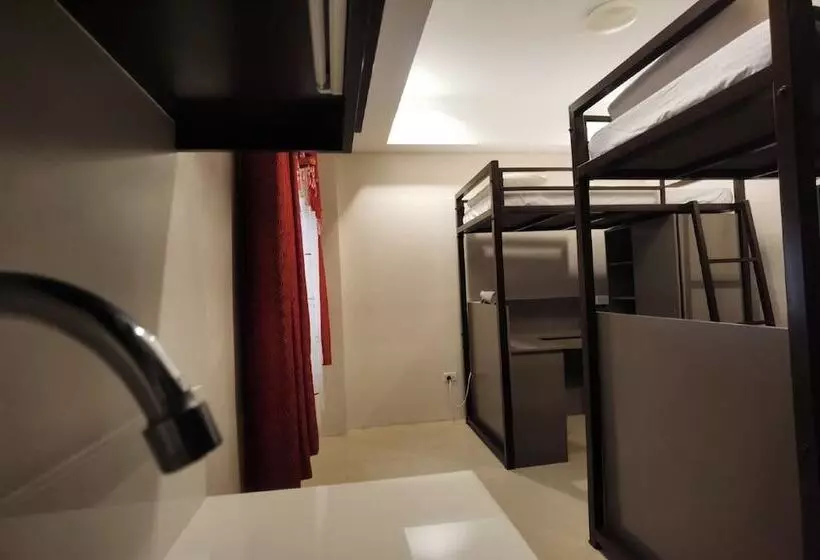 Hotelli Delta Star Manor