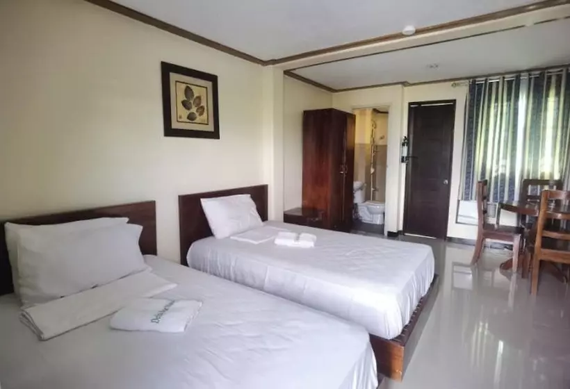 Hotelli Delta Star Manor