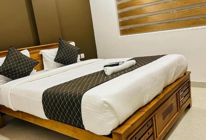 Szálloda Emerald Inn